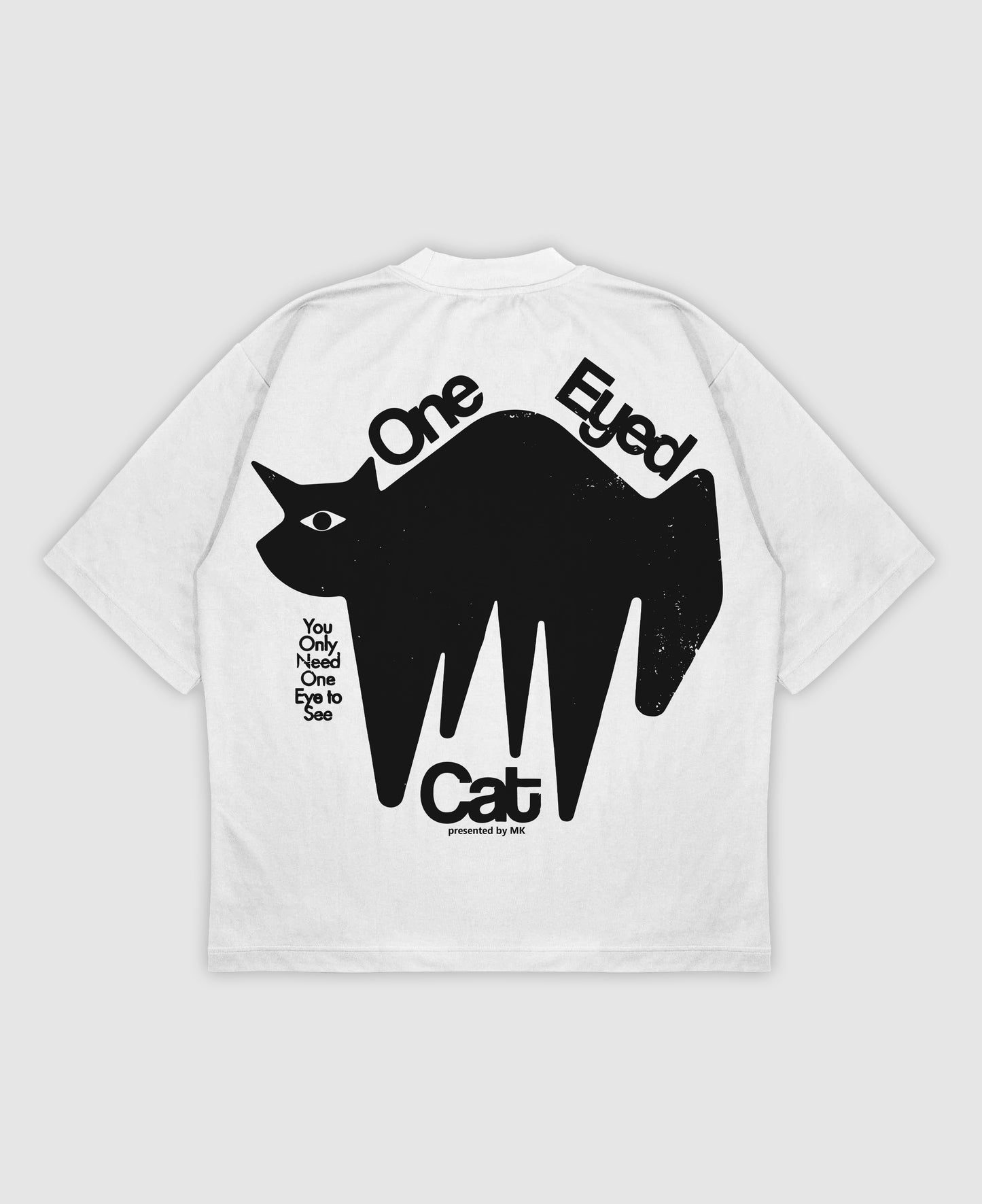 OVERSIZE ONE EYED CAT T-SHIRT